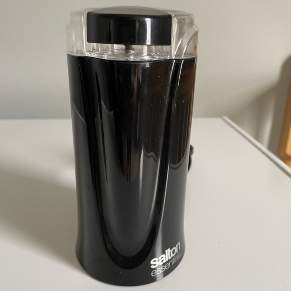 Salton Essentials Coffee, Spice & Herb Electric Grinder in Black - Picture 4 of 13